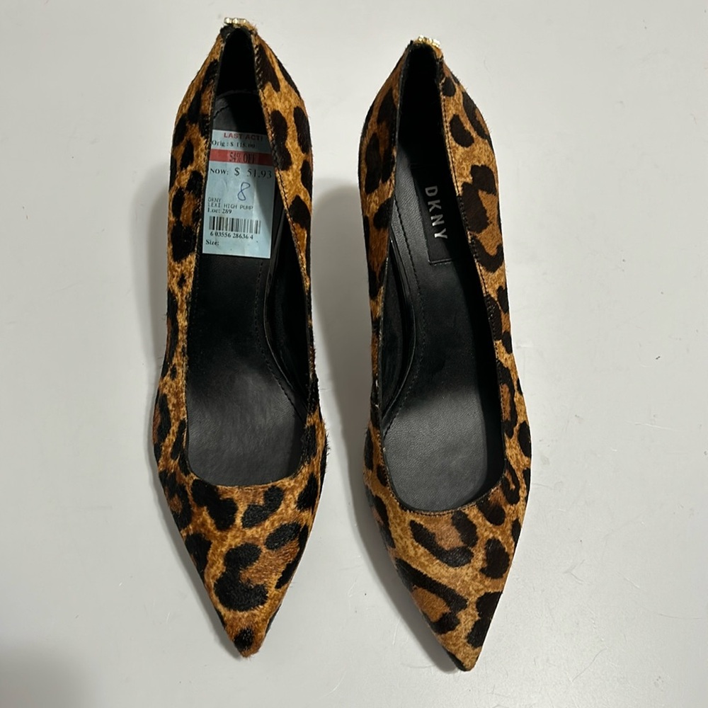 DKNY ANIMAL PRINT SHOE